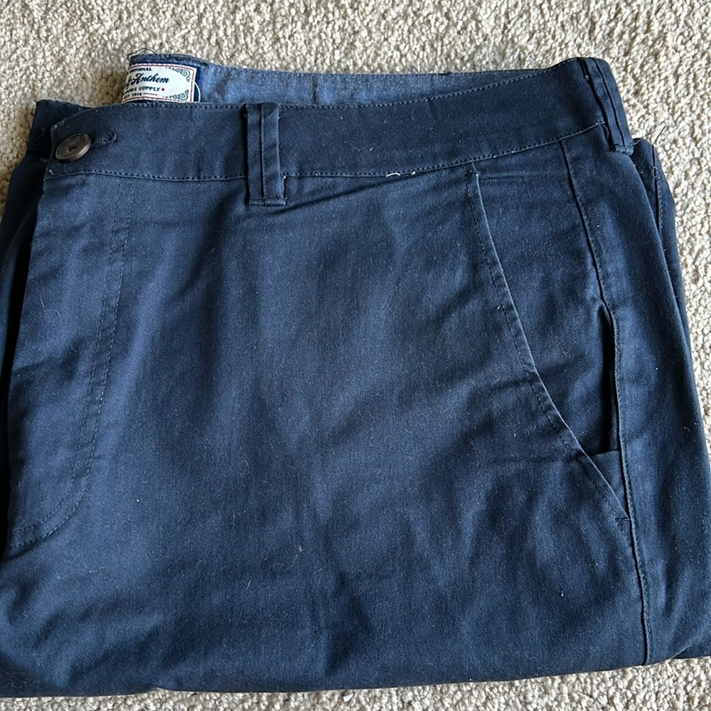 Men’s Navy Blue Flat Front Stretch Shorts 38
